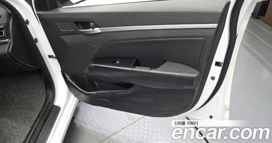 Hyundai Avante (Elantra) 