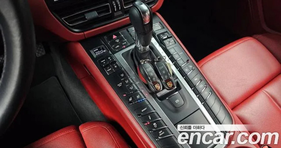 Porsche Macan 