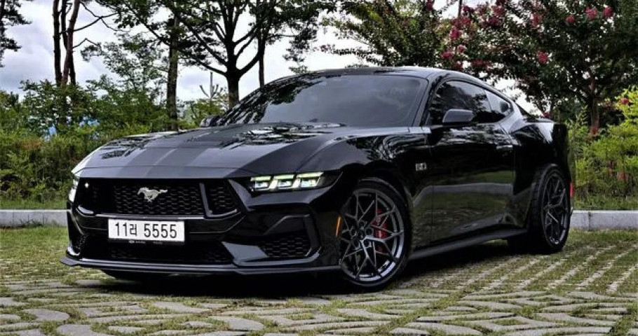 Ford Mustang 