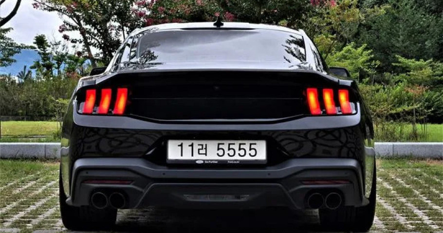 Ford Mustang 