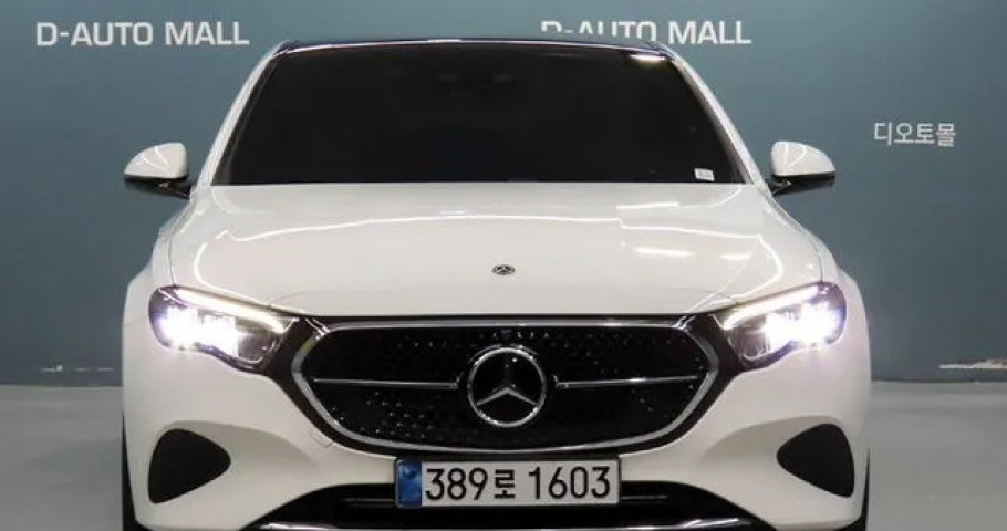 Mercedes-Benz E-Class 