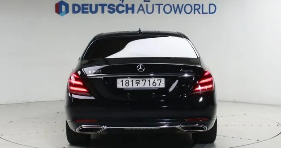 Mercedes-Benz S-Class 