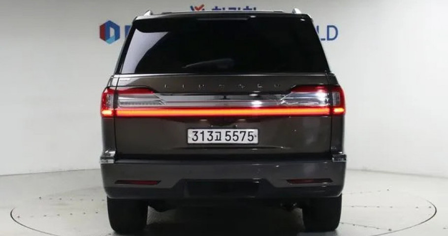 Lincoln Navigator 