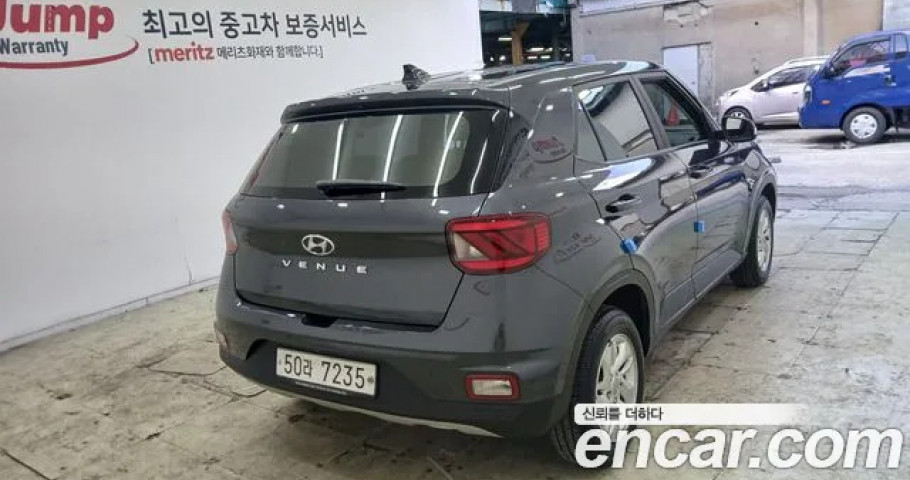 Hyundai Venue 