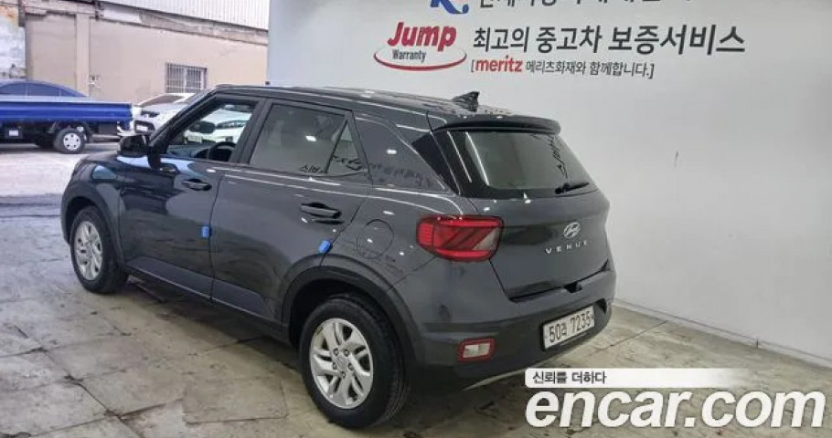 Hyundai Venue 