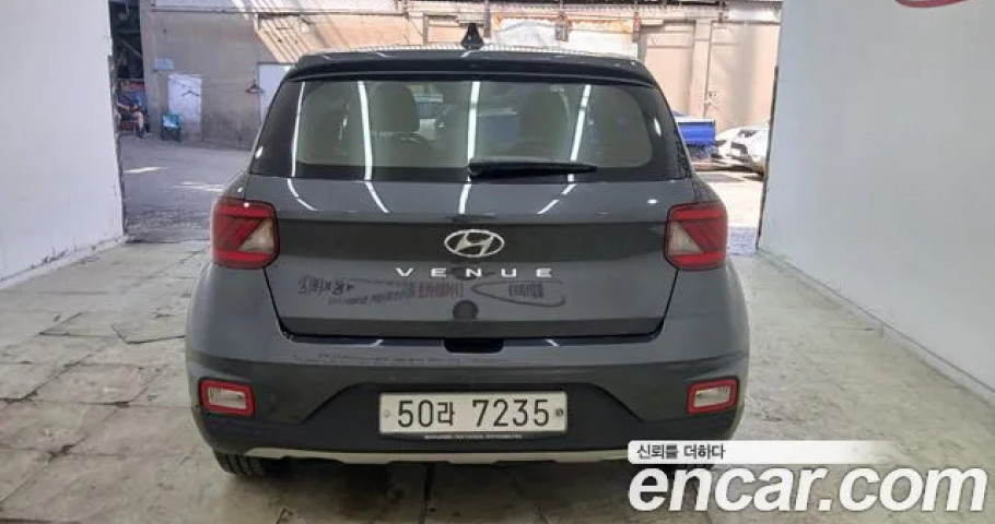 Hyundai Venue 
