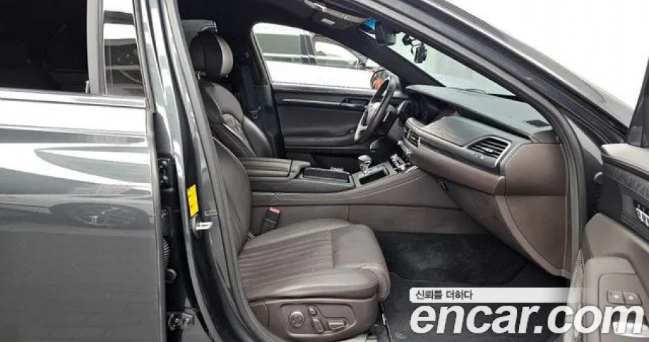 Genesis G90 