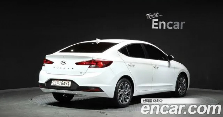 Hyundai Avante (Elantra) 