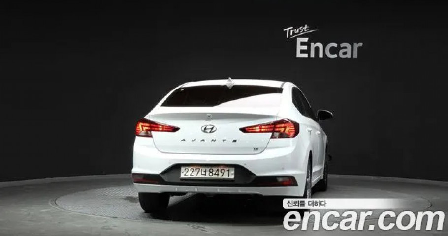 Hyundai Avante (Elantra) 