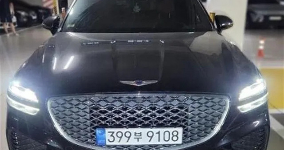 Genesis Gv70 