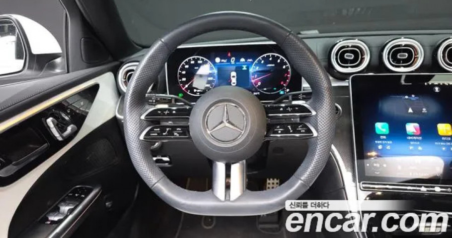 Mercedes-Benz C-Class 