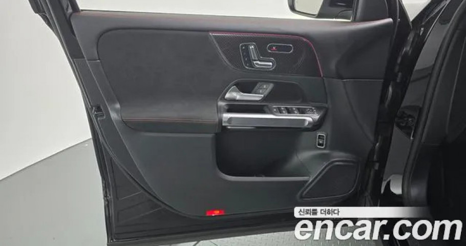 Mercedes-Benz Glb-Class 