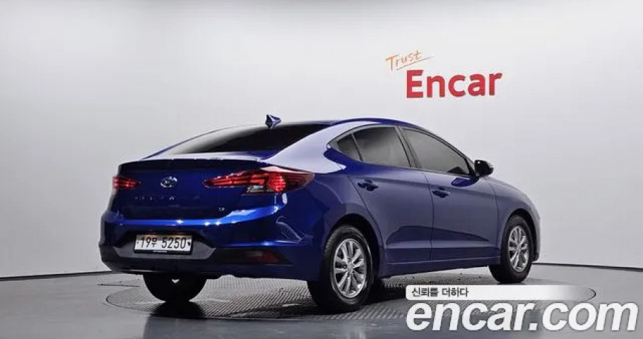 Hyundai Avante (Elantra) 