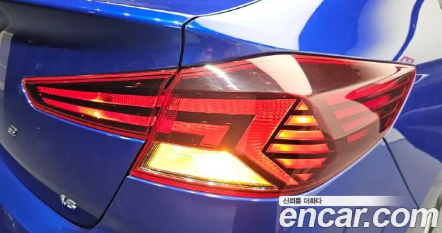 Hyundai Avante (Elantra) 