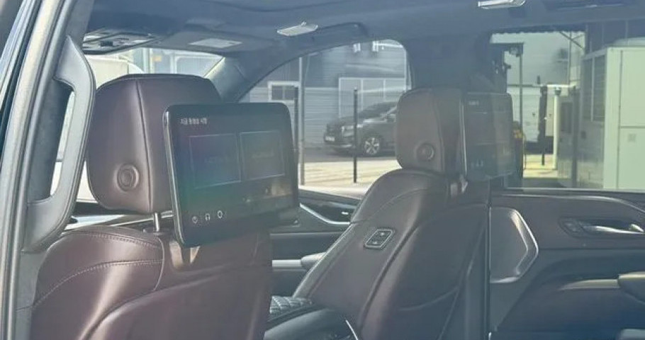Cadillac Escalade 