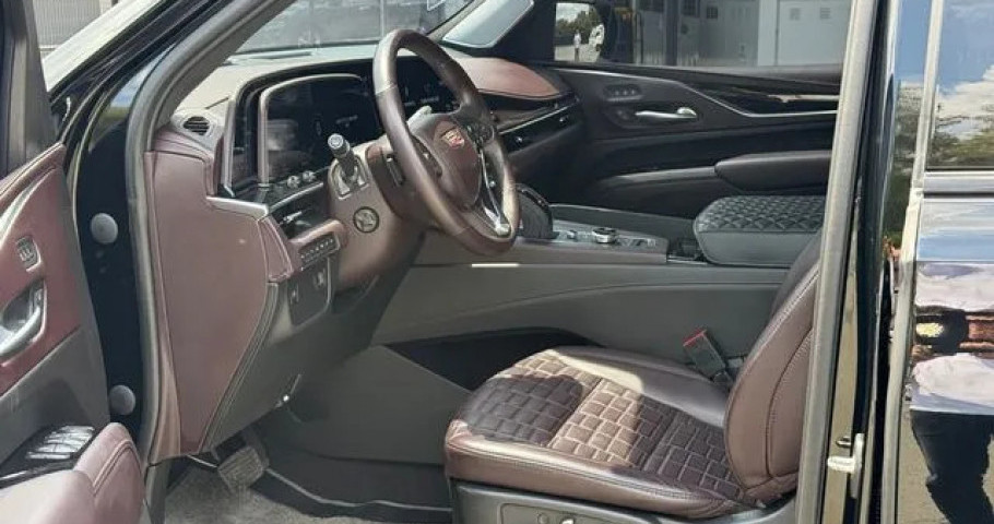 Cadillac Escalade 