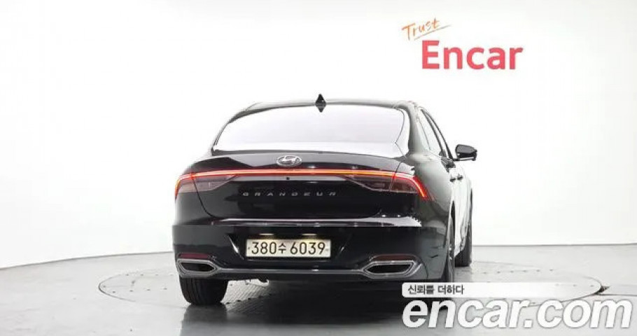 Hyundai Grandeur 