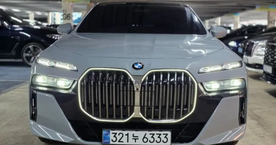 Bmw 7-Series 
