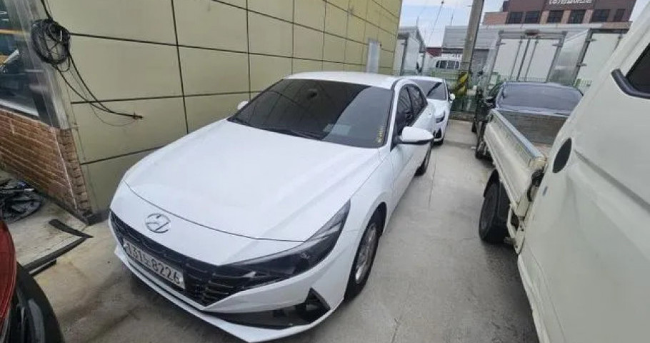 Hyundai Avante (Elantra) 