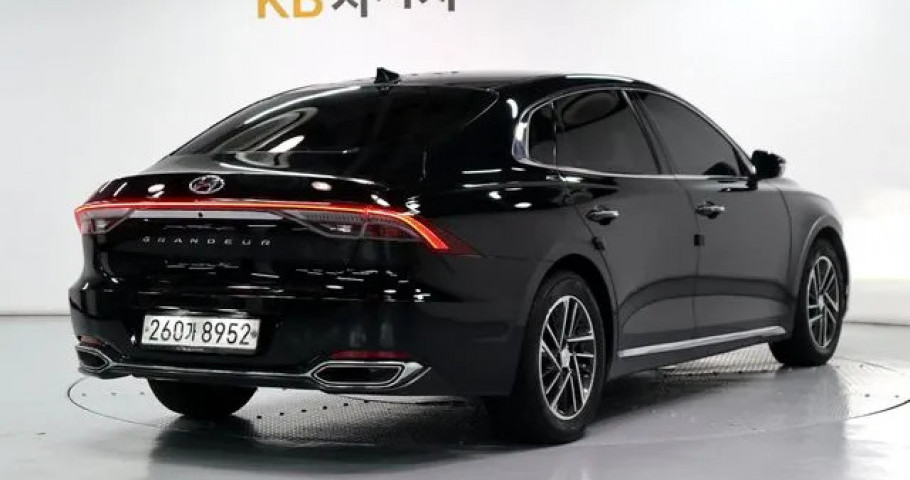 Hyundai Grandeur 