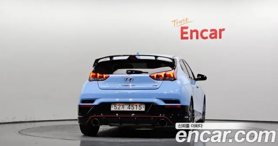 Hyundai Veloster 