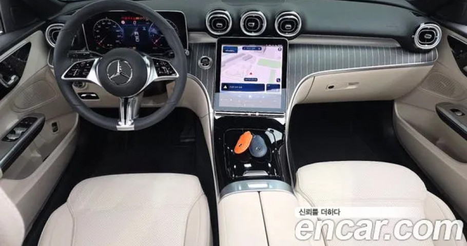 Mercedes-Benz C-Class 