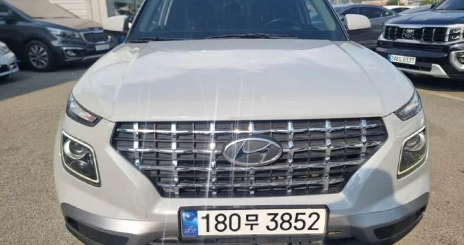 Hyundai Venue 