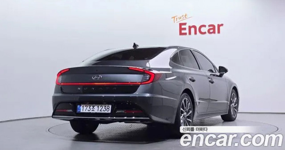 Hyundai Sonata 