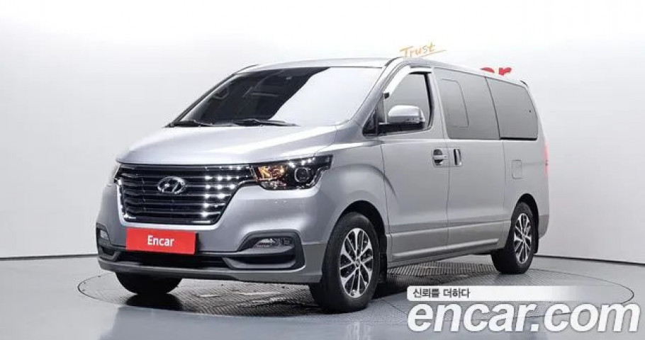 Hyundai Starex 