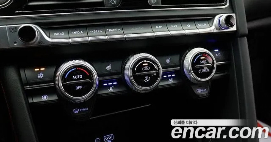 Genesis G70 