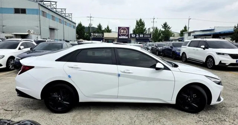 Hyundai Avante (Elantra) 