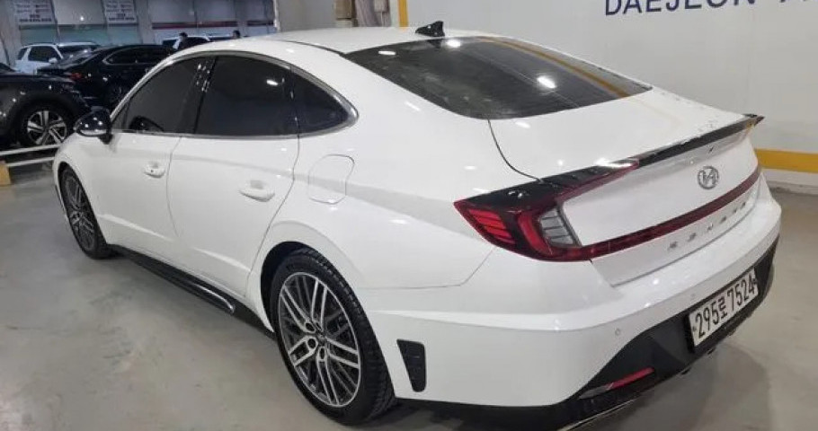 Hyundai Sonata 