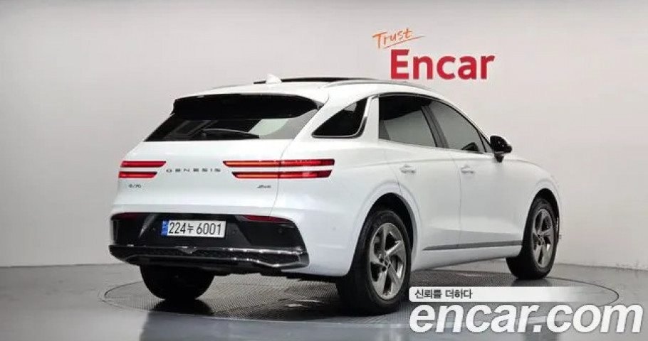 Genesis Gv70 