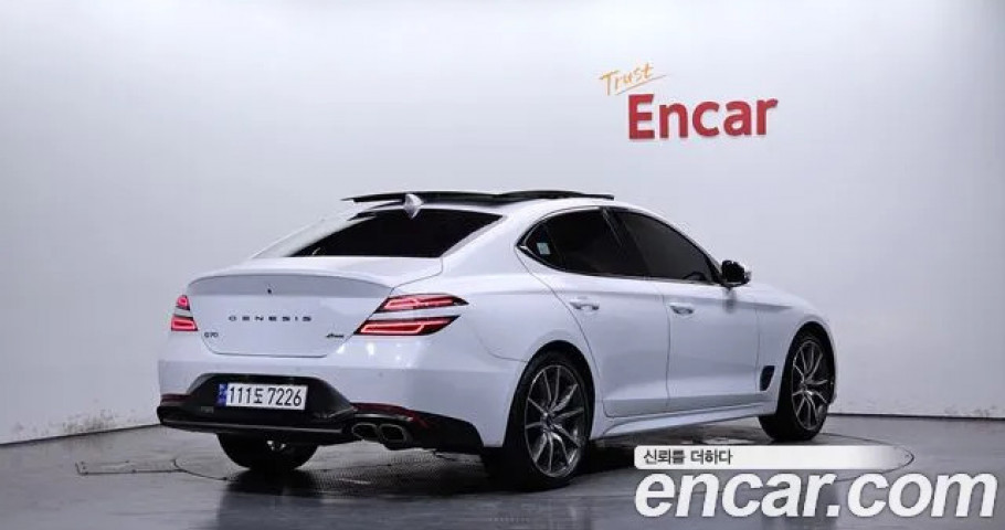 Genesis G70 