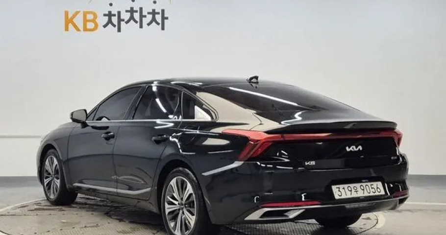 Kia K8 
