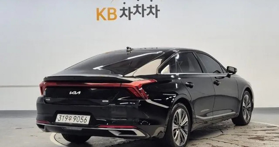 Kia K8 
