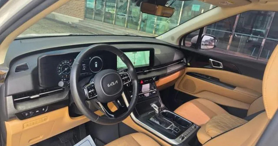 Kia Carnival 