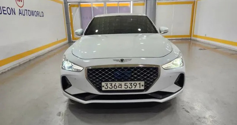 Genesis G70 