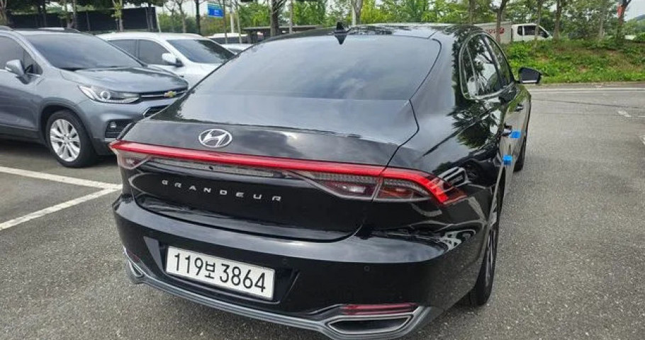 Hyundai Grandeur 