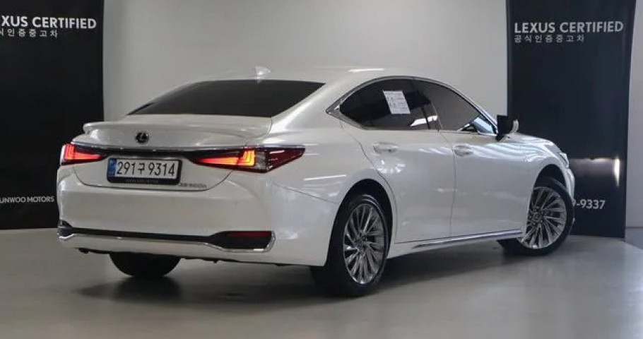 Lexus Es 