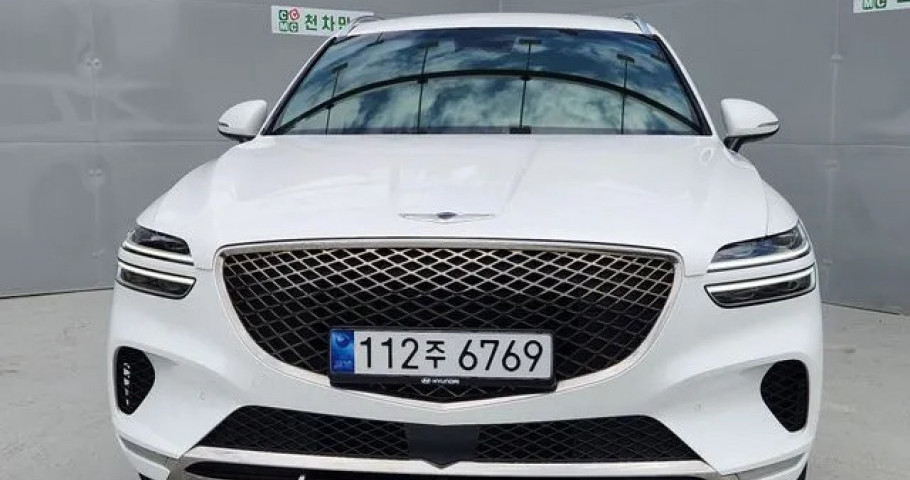 Genesis Gv70 