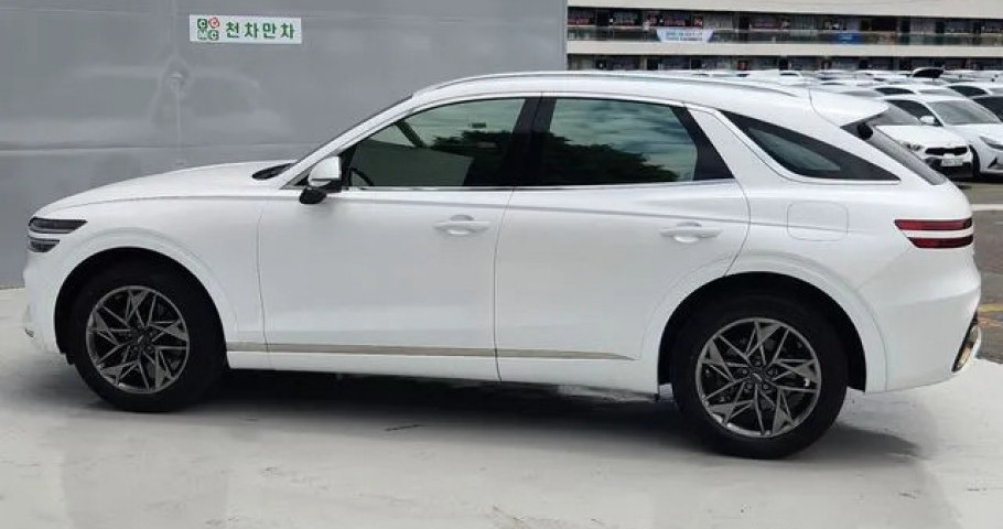 Genesis Gv70 