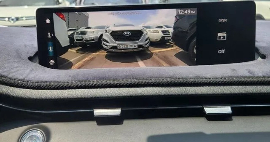Genesis Gv70 