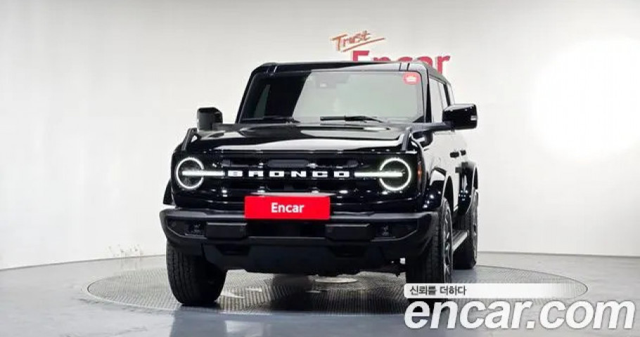 Ford Bronco 