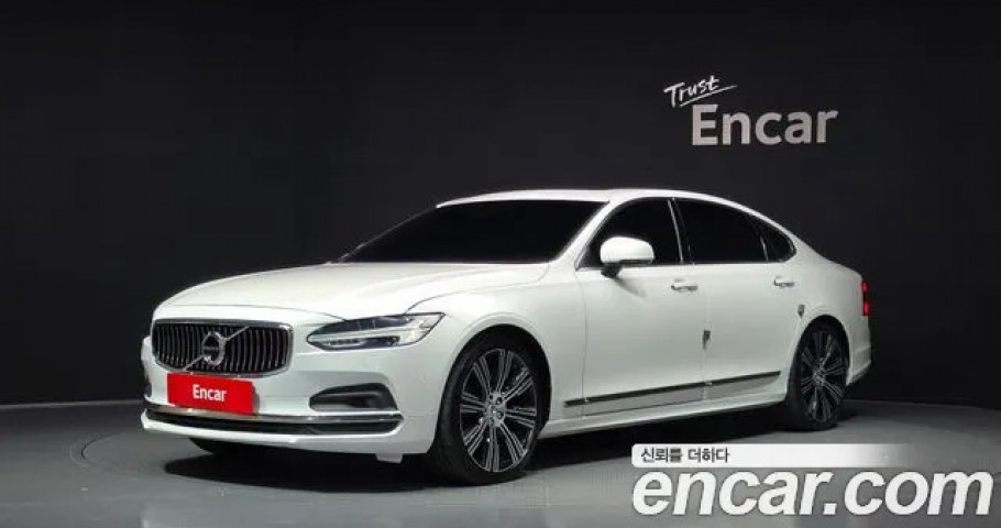 Volvo S90 