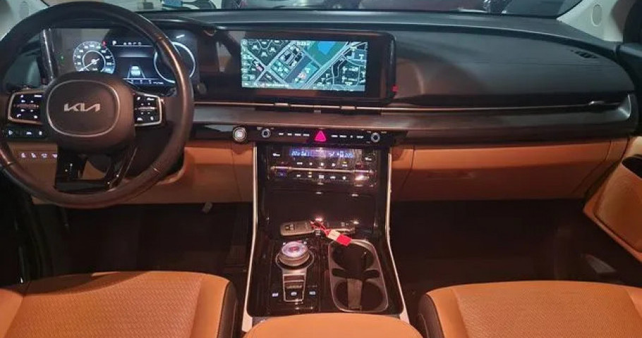 Kia Carnival 