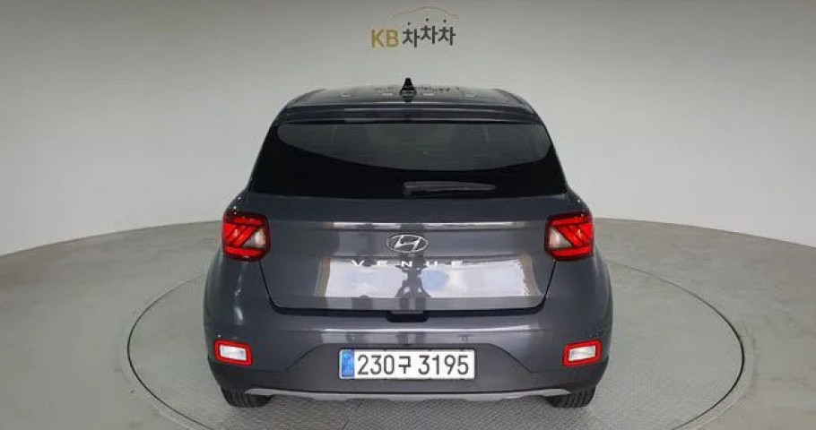 Hyundai Venue 