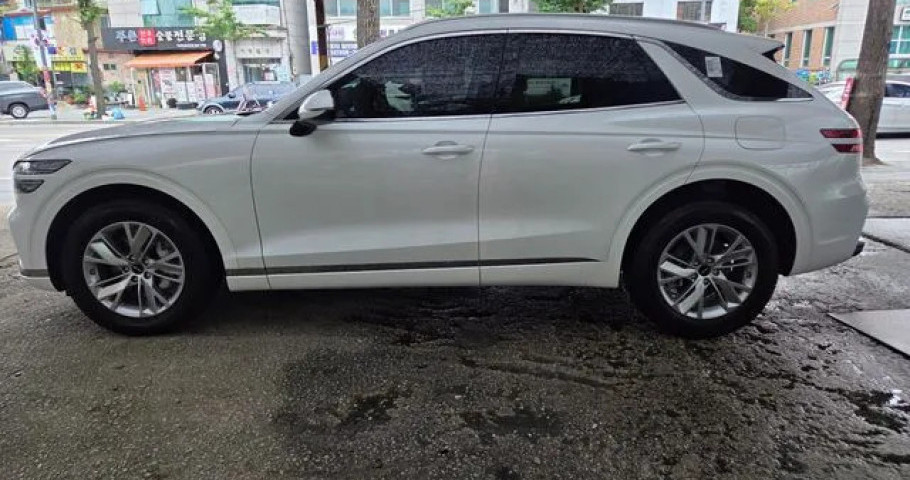 Genesis Gv70 