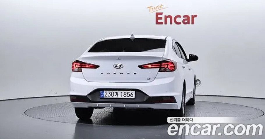 Hyundai Avante (Elantra) 