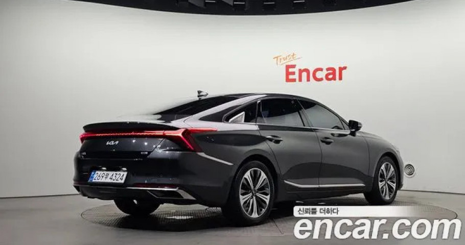 Kia K8 